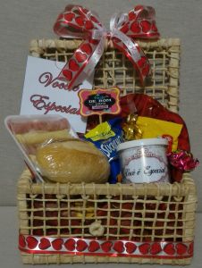 bau de palha com cafe medio -