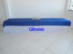 Mesa 4 metros com toalha branca e azul royal 112
