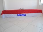 Mesa 4 metros com toalha branco com vermelho 111
