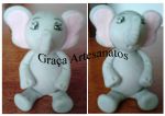 Elefante em biscuit, para festa safari.