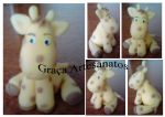 Girafa em biscuit, para festa safari.