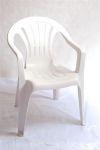 Cadeira tramontina PVC com braço