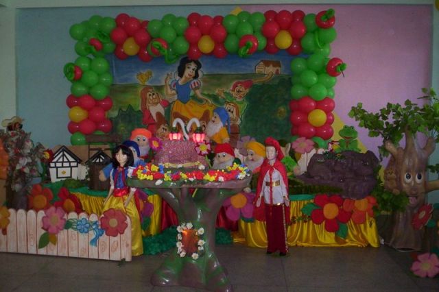enfeites para jardim branca de neve: Infantil – Mesa 5m c/ Luz, Movimento e Cenário de Chão – Buffet enfeites para jardim branca de neve: Infantil – Mesa 5m c/ Luz, Movimento e Cenário de Chão – Buffet