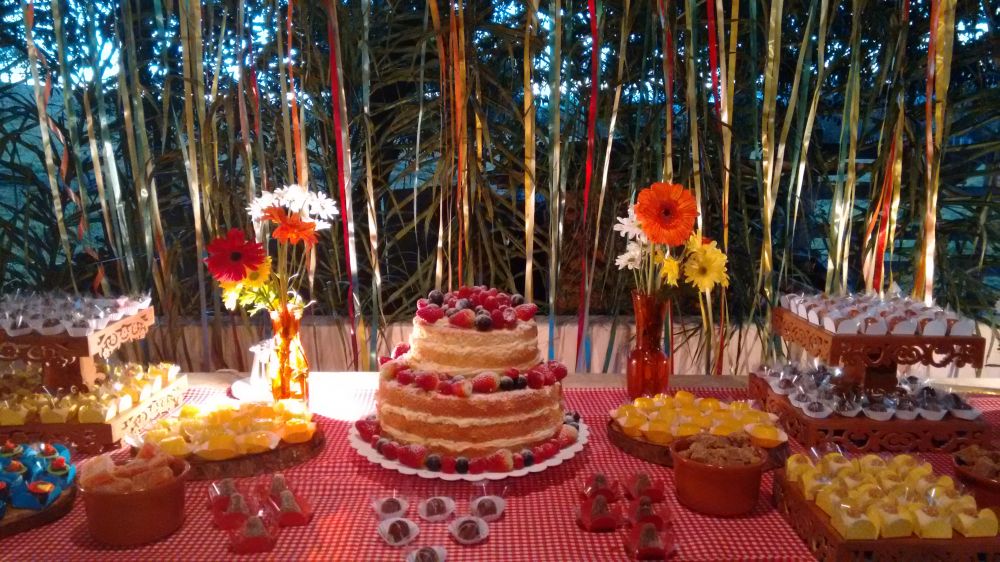 Mesa Caipira Clean Parabéns e Cia Decoraç u00e3o de Festas , Eventos e Cursos!!! -> Decoração De Festas E Eventos Cursos Mesa Caipira Clean Parabéns e Cia Decoraç u00e3o de Festas , Eventos e Cursos!!! -> Decoração De Festas E Eventos Cursos