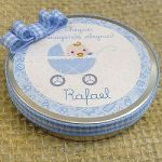 Lembrancinha mini latinha personalizada