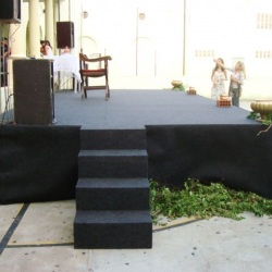 Palco vista Lateral com escada