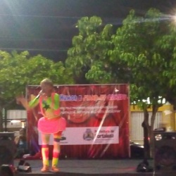 Sistema de Som e palco Show de Humor e Pra banda