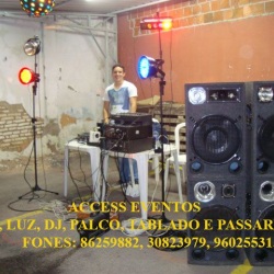 Som com Dj e luz