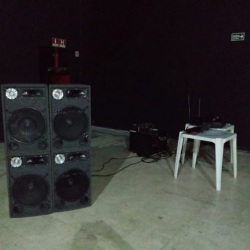 Sistema de Som Profissional