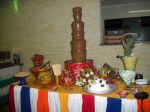 Mesa de frutas com cascata de chocolate de 1 metro de queda