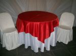 TOALHA BRANCA R$ 3,00 / COBRE MANCHA LISO VERMELHO R$ 2,00 CADA