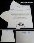 Convite 16,5x17cm.
Envelope em papel com textura CP Telado 180gr, impresso em papel verg, acabamento em fita cetim.
