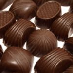 Mini Bombom Chocolate Ao Leite
Mini Bombom compacto de chocolate Branco, nos sabores: Menta, Uvas Passas, Nozes, Castanha do Par�, Caju, Amendoim, Crocante e Puro branco.

