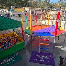 Cama Elastica media

Piscina de Bolinha
