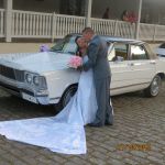 Landau estilo Limousine Branco
Chofer para casamento
Tel.: 2835-7276