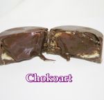 Panetrufa Chokoart 90g:
Massa leve de Panetone com Frutas Cristalizada,Recheio de Trufa Tradicional,Coberto com Chocolate ao Leite.