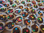Tortinha de ganache com mm's