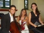 Casamento de Erick Marmo e Larissa Burnier (30/03/09) em Itaipu. Violino + teclado + violoncelo