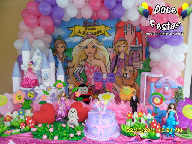 Decoracao barbie escola de princesas