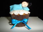 Cupcake ch de beb ou batizado. Modelagem 3D corpo inteiro.
