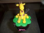 Cupcake girafa com lacinho.