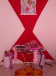 Mesa com doces,malha tensionada,banner e bonecas barbie!