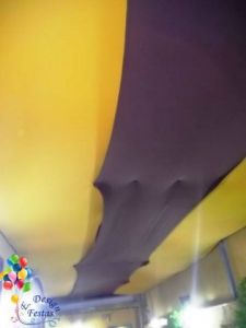 Decoração realizada no restaurante Estação Jundiahy, localizada no Beco Fino.