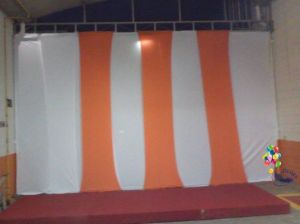 Decoração com malha (lycra) realizada na faculdade Pitágoras