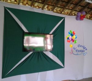 Decoração com malha tensionada em formato de Cruz de Malta realizada na empresa Akzo Nobel de Jundiaí/SP