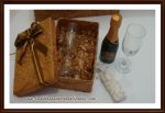 Kit S.05 - Cx. tradicional + Baby Chandon Person.+ 1 Taa + Amendoas + organza bero em cetin.

Obs.: Cx revestimento estilizado.