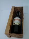 Caixa Tradicional + Mini vinho + bero em seda  

Sugesto: (Kit Padrinho Individual)

Obs.: Cx revestimento estilizado.
