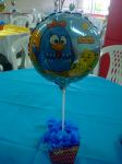 centro de mesa com Balo metalizado Galinha Pintadinha