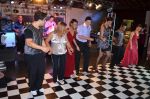 Convidados de Ana Paula e Jair dançam o