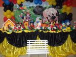 mesa da turma do mickey grande 
www.reinodaalegria.eev.com.br
tel:3229-0275