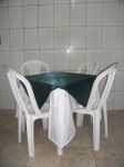 Toalha branca com verde musgo fosco 34