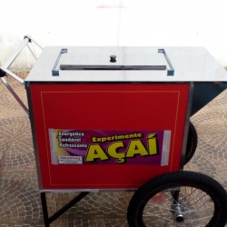 Carrinho gourmet para açaí, água de coco e bebidas geladas. modelo IDEALMAQ - codigo ct1 RETRÔ
