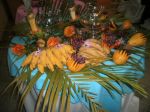Mesa de frutas:
Frutas a serem servidas com o fondue.