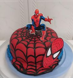 bolo decorado do homem aranha