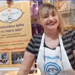 venha participar das aulas de gastronomia no geral.
Canal you Tube. Iracilda Aurione Fornecedora Safira