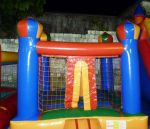 Castelo c/ Obst�culos Infl�vel