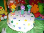 BOLO DECORADO BARNEY