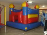 LOCAO DE BRINQUEDOS,CAMAS ELSTICAS DE 4 E 5M,BALO PULA PULA E PISCINA DE BOLINHAS...