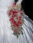 Buquê de rosas vermelhas cacho de uva (cascata)