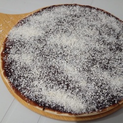 Pizza Prestígio: Uma Explosão de Sabor!
A nossa Pizza Prestígio é a mistura perfeita entre chocolate e coco, uma verdadeira delícia para os amantes de sobremesas!
Combinando o sabor irresistível do chocolate com o toque suave do coco, essa pizza vai conquistar seu coração!
Onde encontrar: ( Rua Alzira Rosa de Jesus,71 loja - Três pontes -Paciência )
Peça já: ( 21-975681900 )