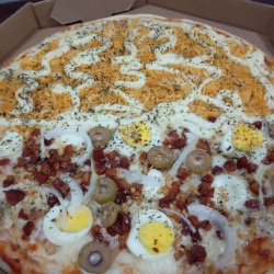 Promoção Especial de Pizza Família!
Leve uma deliciosa Pizza Família com Guaraná 2L grátis!!!!
Por apenas R$ 49,90!
Escolha o sabor da sua pizza favorita e aproveite o refresco para curtir com a família e amigos!
Onde encontrar:
Rua Alzira Rosa de Jesus,71 loja - Três Pontes - Paciência
Faça seu pedido agora: ( (21) 97568-1900 )