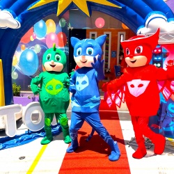 Animao de Festas com Personagens vivos, Servios para festas infantis, corporativo, escolas, Feiras e Eventos, entre em contato WhatsApp (11) 99880-1618 #personagensvivosparafestas #cover #cosplay #festa #evento #aniversario #loja #personagensvivos #personagem #personagens #festainfantil #animao #princesas #princesa #cover #lindos #turma #pj #masks #pjmasks #herois #pijama