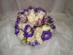 Bouquet lila redondo lilas com branco !