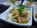 Risoto de quatro queijos e lascas de frango.