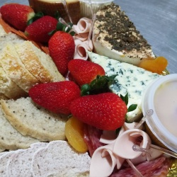BoxAntepastos com Canapés e Salgados