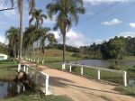 Ponte de acesso aos sales e capela